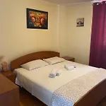 Apartman Lovely With Fabulous View
